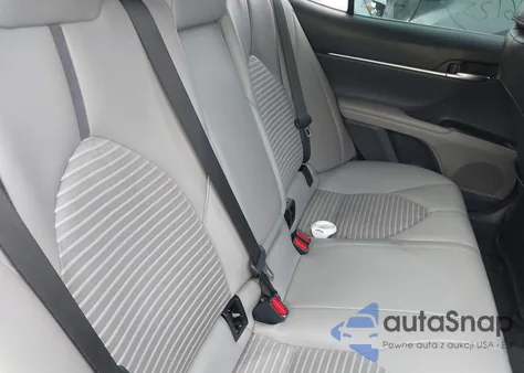 2022 Toyota Camry Se z USA, uszkodzony, nr VIN 4T1T11AK4NU641826